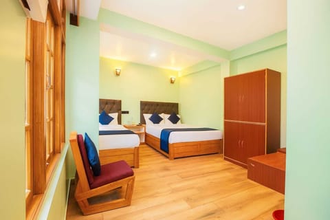 Deluxe Double Room | Laptop workspace, free WiFi