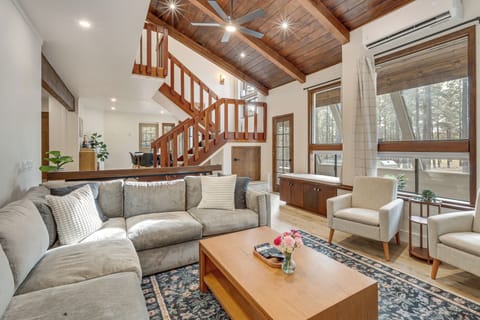 House (4 Bedrooms) | Front of property