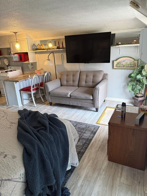 Hilltop Cottage Cottage in Tennessee