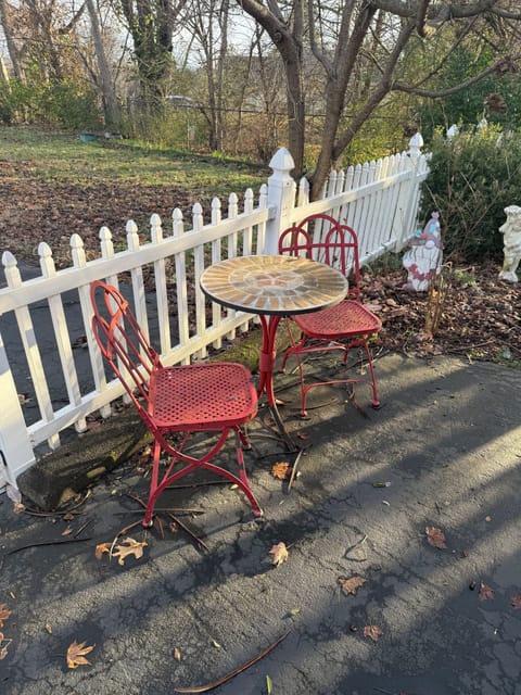 Hilltop Cottage Cottage in Tennessee