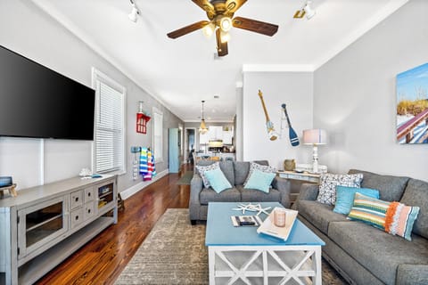 Living Room View From Entry