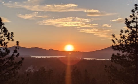 Sunset - Gorgeous Sunset from balcony with lake and slope views!