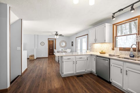 Located upstairs, the open kitchen is well equipped for an unforgettable getaway