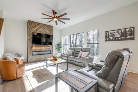 Lake Lure Vacation Rental | 5BR | 3.5BA | 3,000 Sq Ft | Stairs to Access