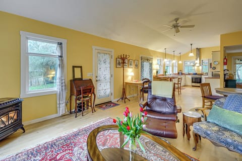 House (2 Bedrooms) | Interior