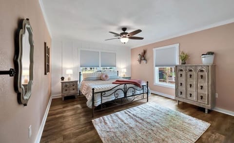 Modern Magnolia Charmer in the heart of Waco House in Waco