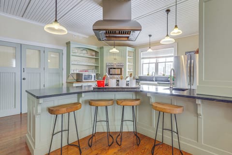 Rupert Vacation Rental | 4BR | 2.5BA | 3,600 Sq Ft