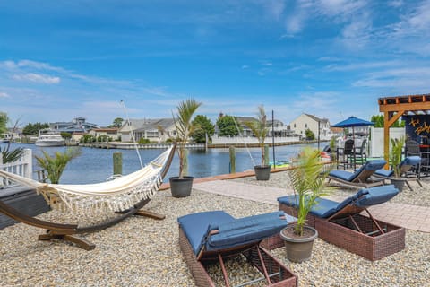 Brick Township Vacation Rental | 1BR | 1BA | 800 Sq Ft