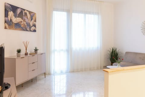 Albi House: 5 min from Cinque Terre, Portovenere Lerici and La Spezia center Apartment in La Spezia