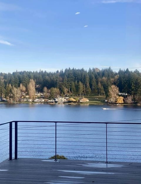 Luxe Port Lookout with waterfront with dock, theater, game room, and huge deck House in Hood Canal