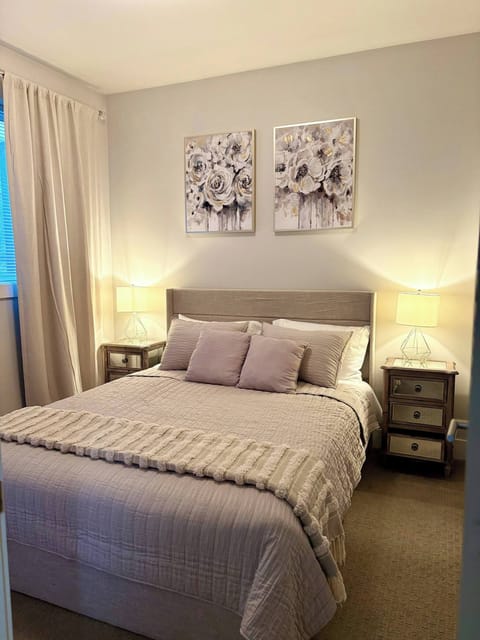 Royal Bay Guest Suite Apartment in Vancouver Island