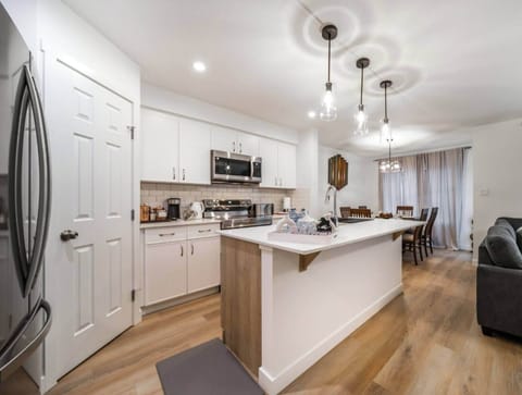 House, 3 Bedrooms | Interior