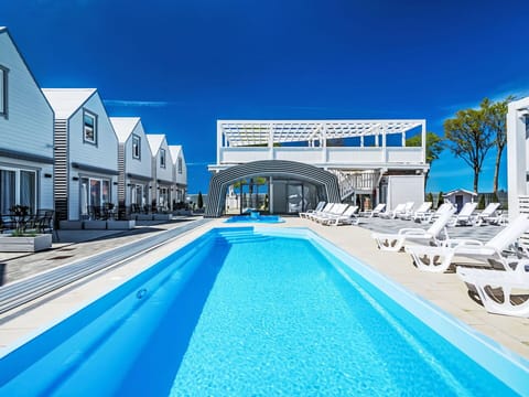Shade, Swimming Pool, Hotel, Outdoor Furniture, Villa