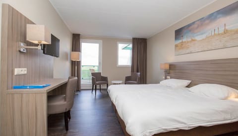 Unit with two Twin bed