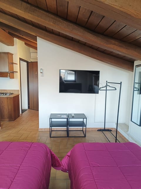 Apartment, City View | Living area