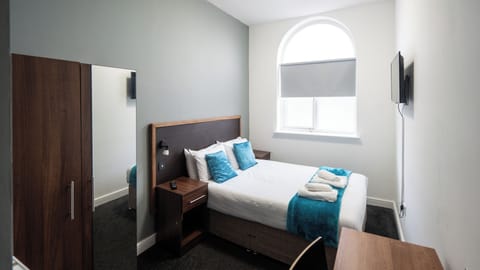 Standard Double Room, 1 Double Bed, Non Smoking, Ensuite | Desk, soundproofing, free WiFi, bed sheets
