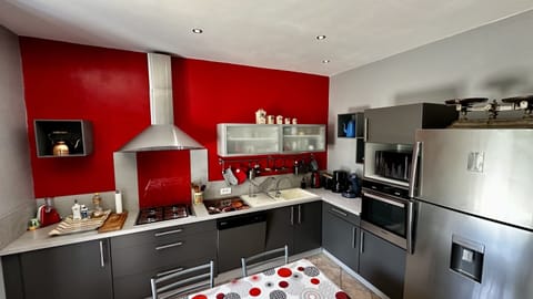House | Private kitchen | Highchair