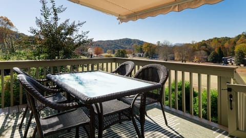 Deck with Golf Course & Mountain Views