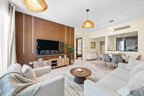 Apartment, Balcony, City View | Living area | Flat-screen TV
