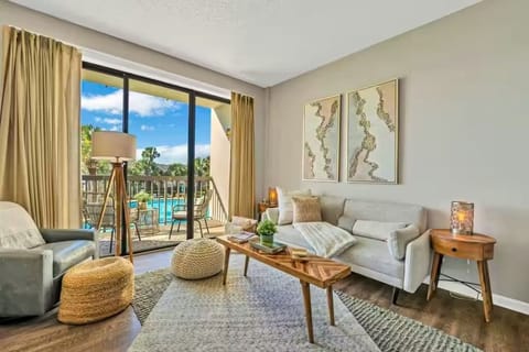 Pirates Bay A208 Studio