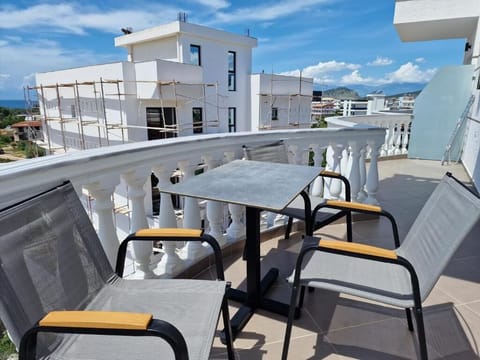 Deluxe Triple Room | Terrace/patio