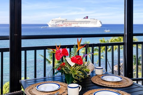 Condo, Multiple Beds, Kitchen, Ocean View (Kona Alii 504) | Lanai