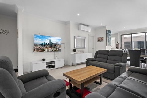 Apartment | Living room