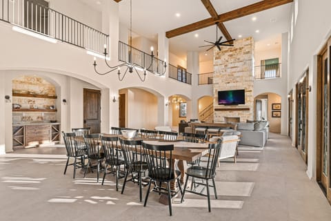 7-bedroom villa in Comfort with Amazing Backyard Villa in Rio Grande