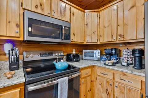 Coffee station - drip pot and Keurig - coffee provided