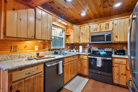 Fully equipped kitchen