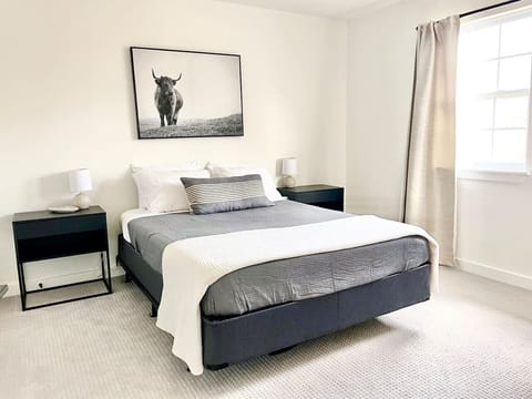 The Westerly . Bee Caves . Sweet Comfort Apartment in West Lake Hills