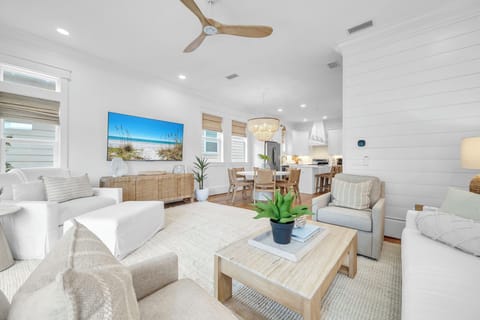 Open space living and dining