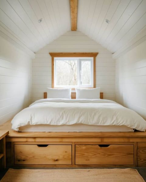 Panoramic Chalet, Shared Bathroom, Mountain View | Blackout drapes, soundproofing, iron/ironing board (on request)