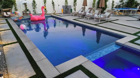 Bermuda Dunes Desert Oasis, Pool & Games House in Bermuda Dunes