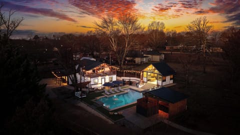 Farmhouse Retreat is more than just a place to stay – it’s a destination.