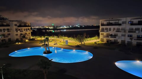 3 outdoor pools