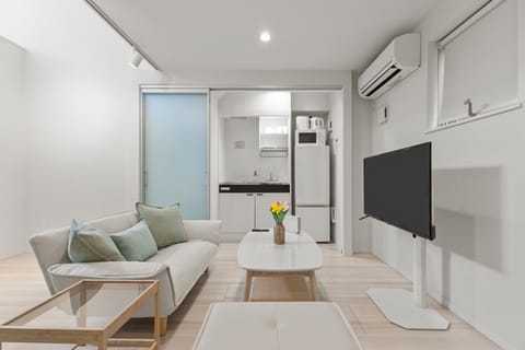 Apartment, 1 Bedroom, Non Smoking, Private Bathroom | Interior