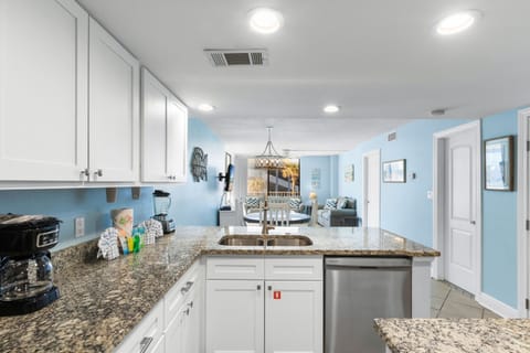 Family Condo, 2 Bedrooms, Balcony, Pool View | Private kitchen | Fridge, microwave, oven, stovetop