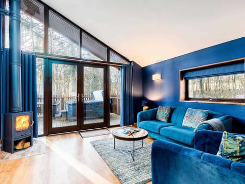 Glentress Forest Golden Oak Hideaway