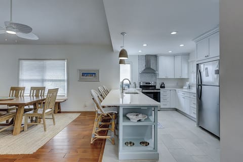 4 Beachside - Kitchen