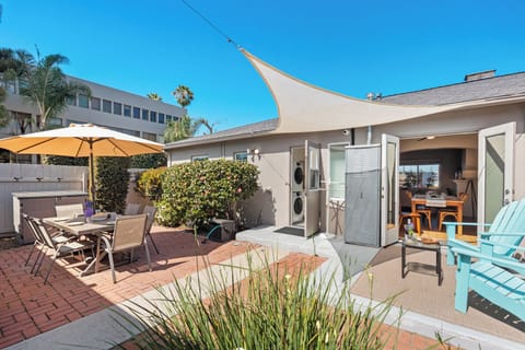 Come And Relax After A Day At The Beach Or Exploring!