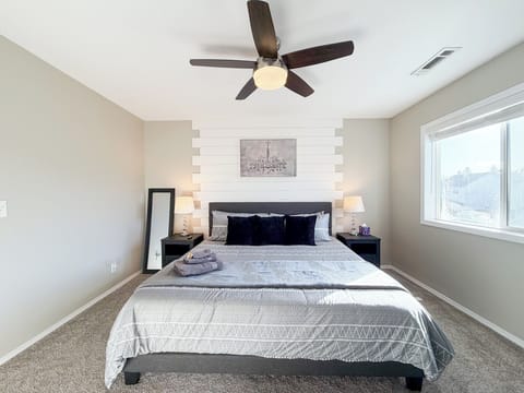 Comfortable Family Home for Extended Stays House in Dundee