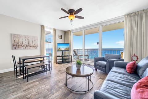 Majestic Beach Towers 1-1415