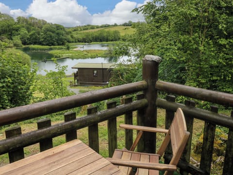 Cottage | Property grounds