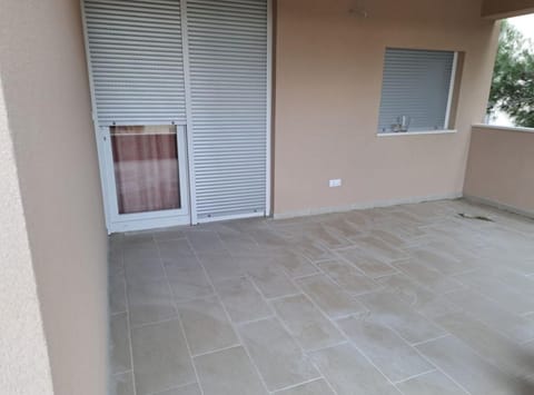 Apartment (One Bedroom Apartment) | Terrace/patio