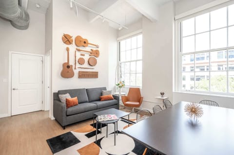 Enjoy unforgettable meals & movie nights together in Suite 303’s living area​