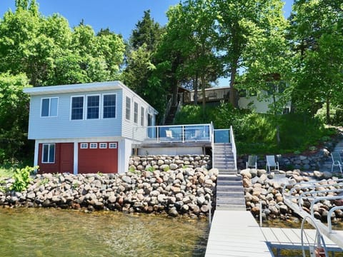 3 Bedroom Guest House (Sleeps 7) plus overflow sleeping on couch if needed. 