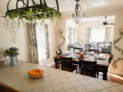 Open Floor Plan, Roku TV's, fireplace, boho lamps, ceiling fans