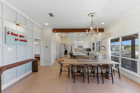 Modern Zilker Retreat | Downtown Views + Walk to ACL & Barton Springs House in Zilker
