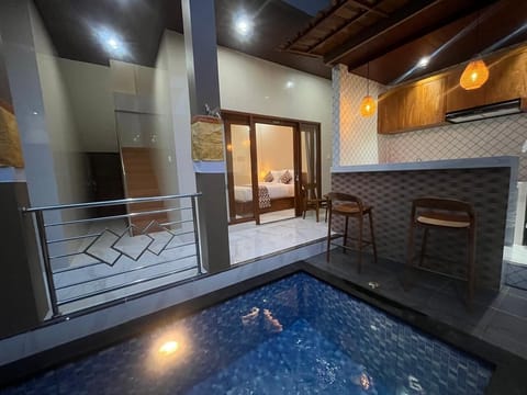 Superior Double Room, Balcony, Pool View | Interior